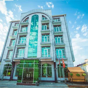 https://aef-hotel.aboutbakuhotels.com