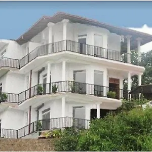 https://villa-arunalu-kandy.kandyhotelsnow.com